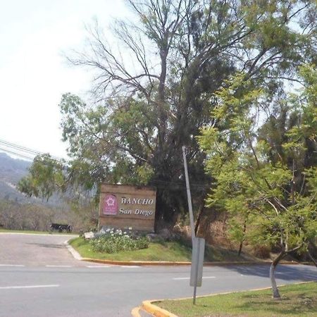 Casa De Descanso En Rancho San Diego Ixtapan De La Sal Villa Luaran gambar